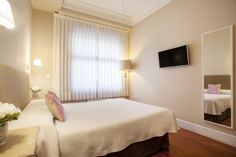 Basic, Double Bed, External Bathroom، B And B Hi Valencia Boutique 4/7