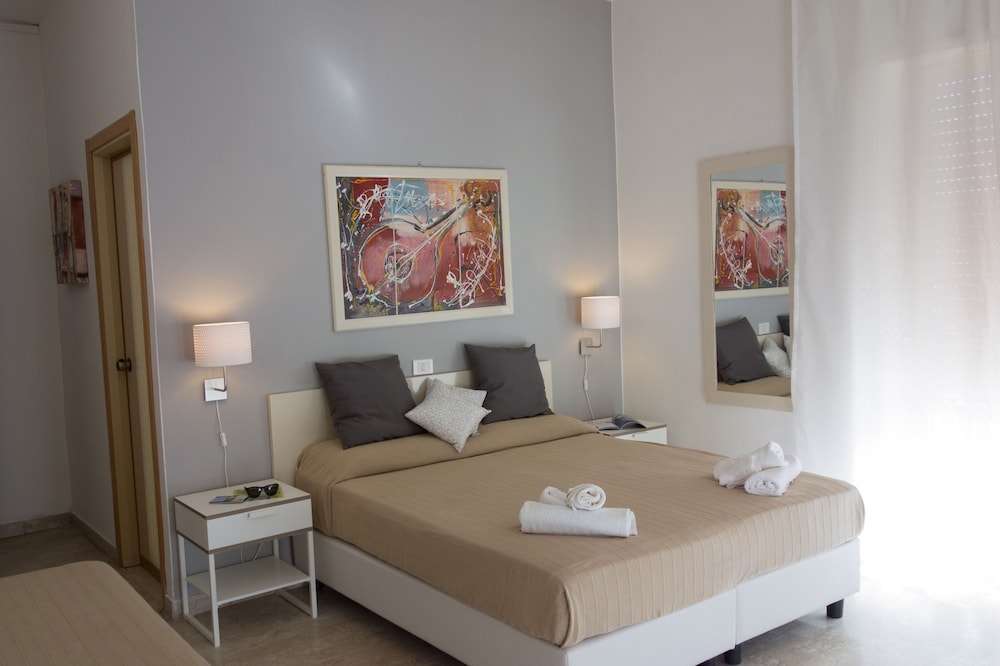 Albergo Minturnae 10/49