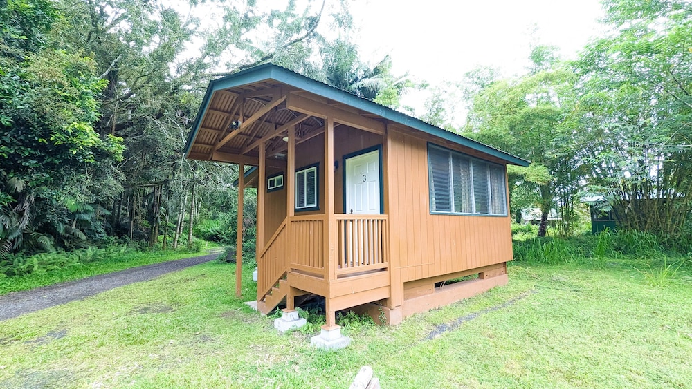 Hawaiian Sanctuary 45/50