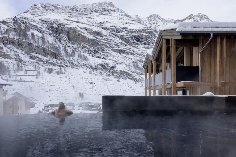 Nomad Lodge and Spa by CERVO 24/50