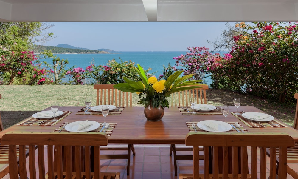 Baan Khunying Villa Secluded Phuket Beachfront 18/40