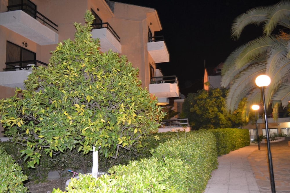 Le Mirage Hotel 35/51