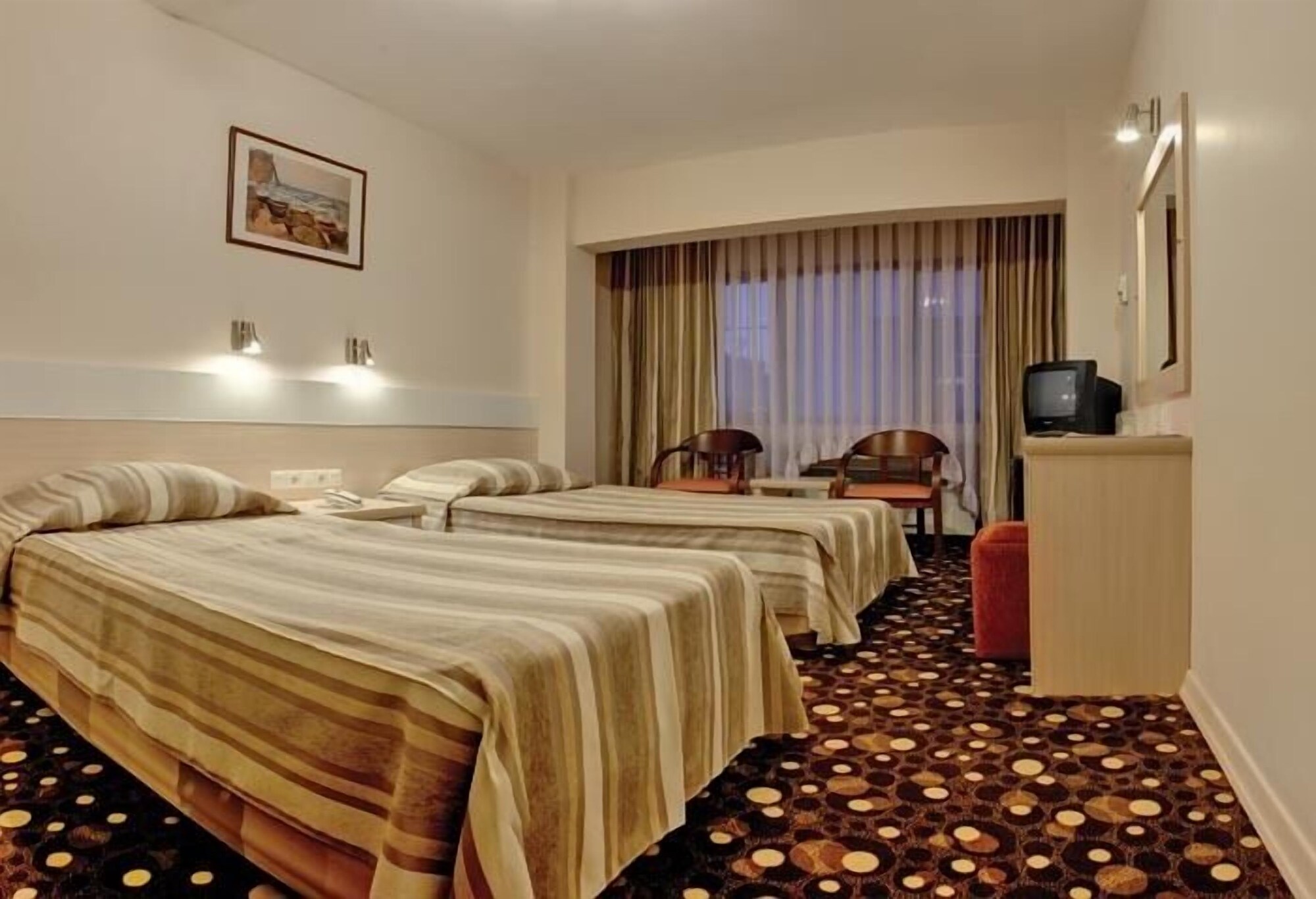 STANDARD, DOUBLE OR TWIN BED