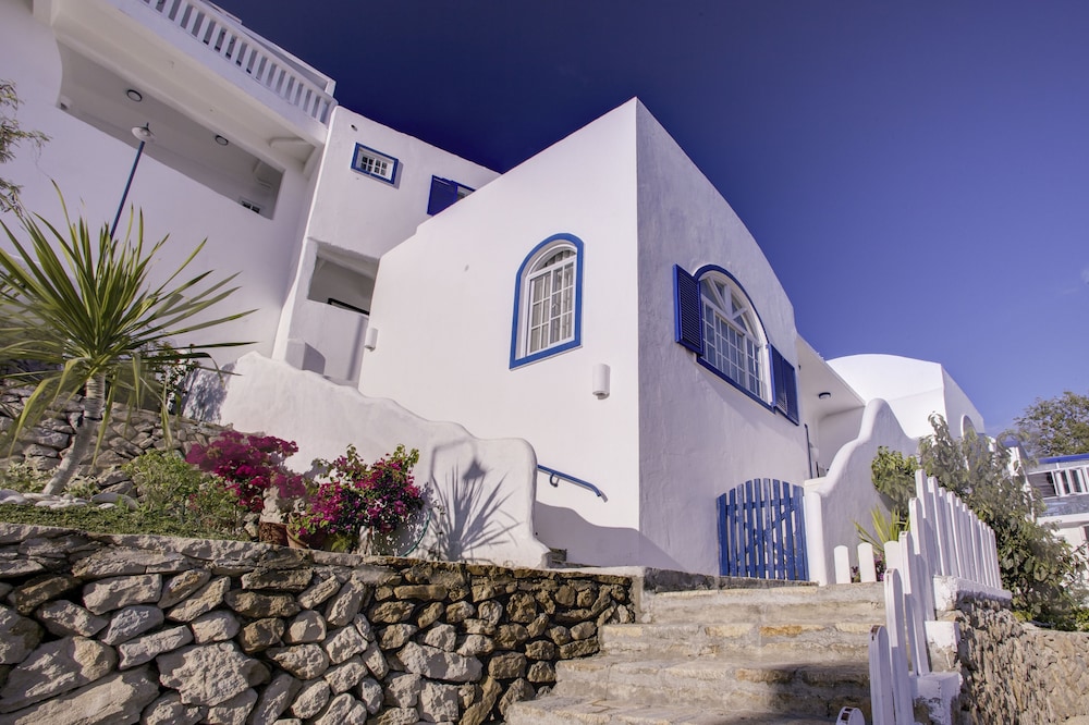 Vitalis Villas 4/50