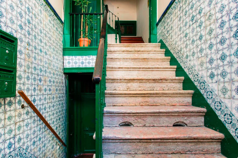 1898 Home and Suites 3/50