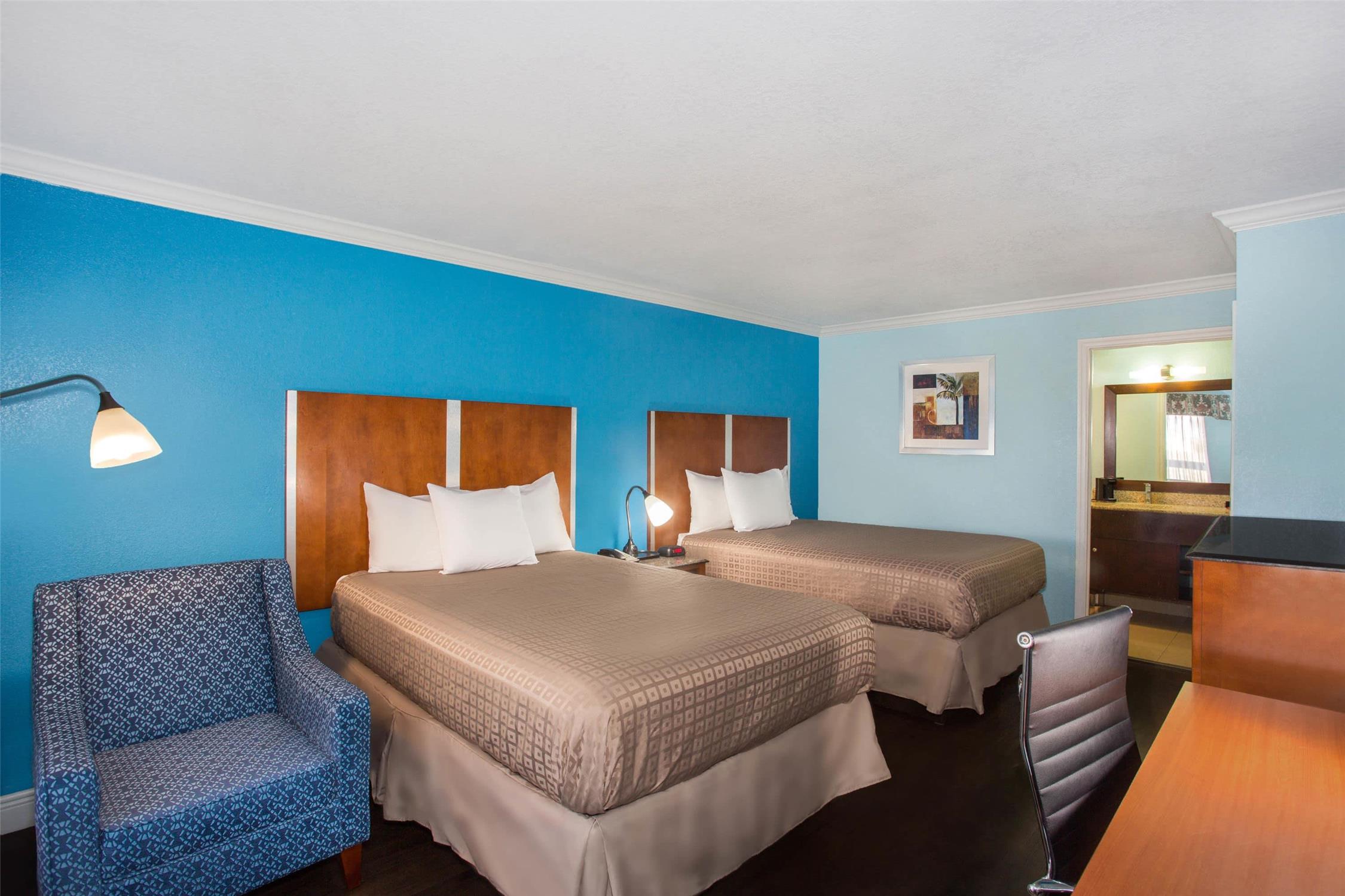 Days Inn By Wyndham Florida City 12/28