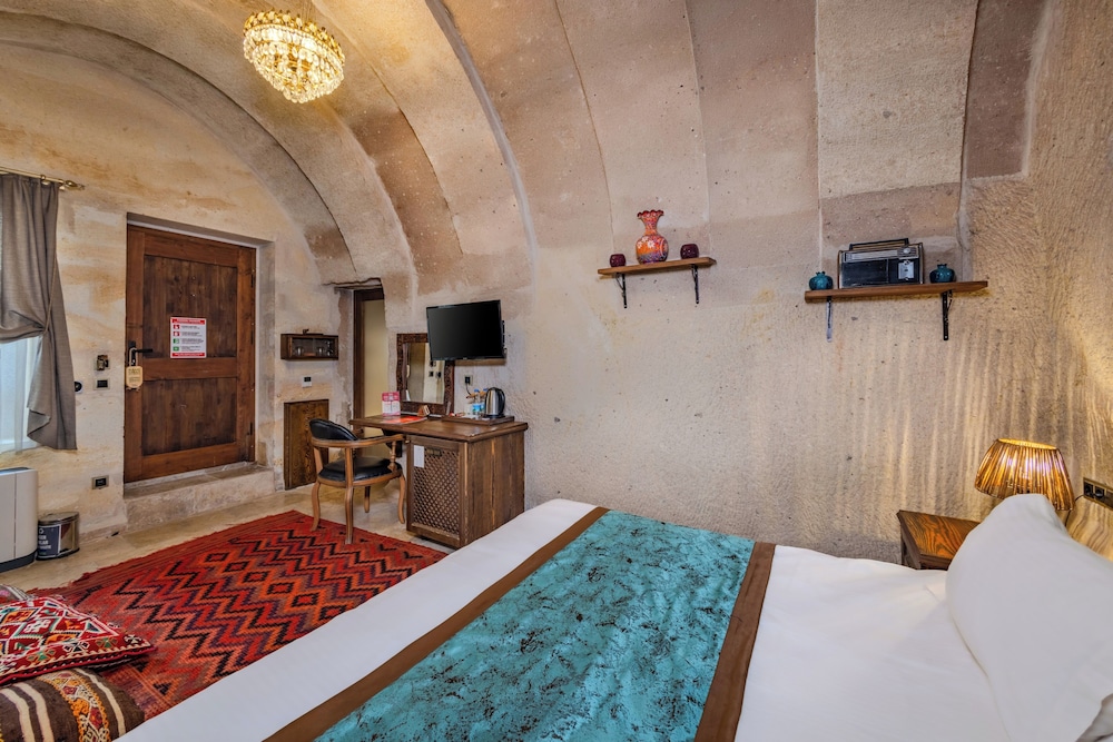 Cappa Via Cave Hotel 13/38