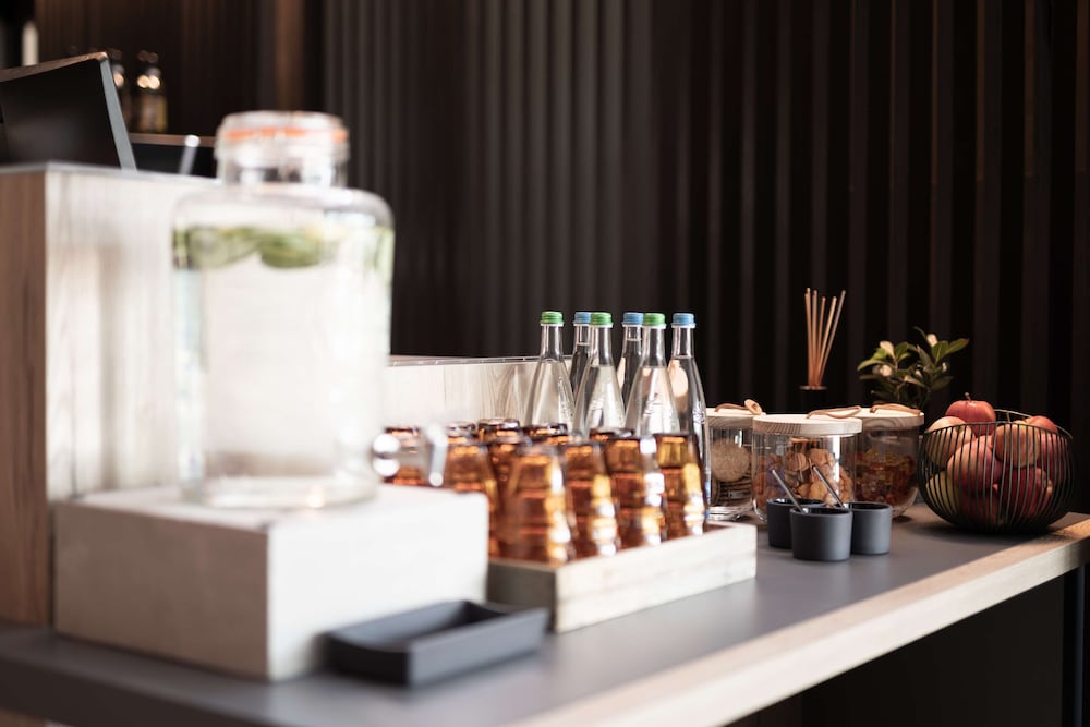 Radisson Hotel Zurich Airport 58/70