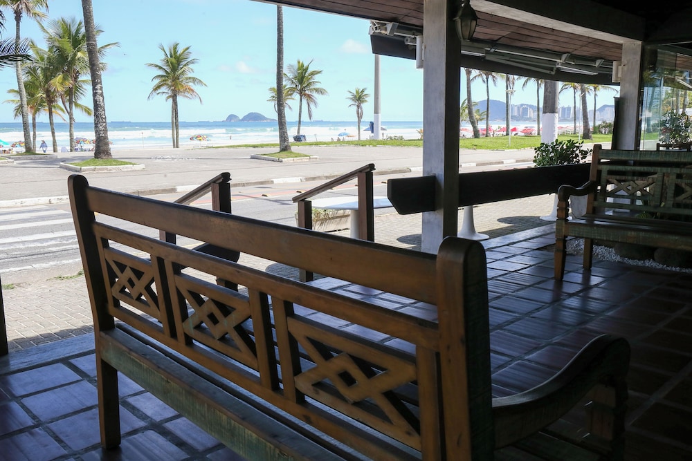 DELPHIN HOTEL 35/47