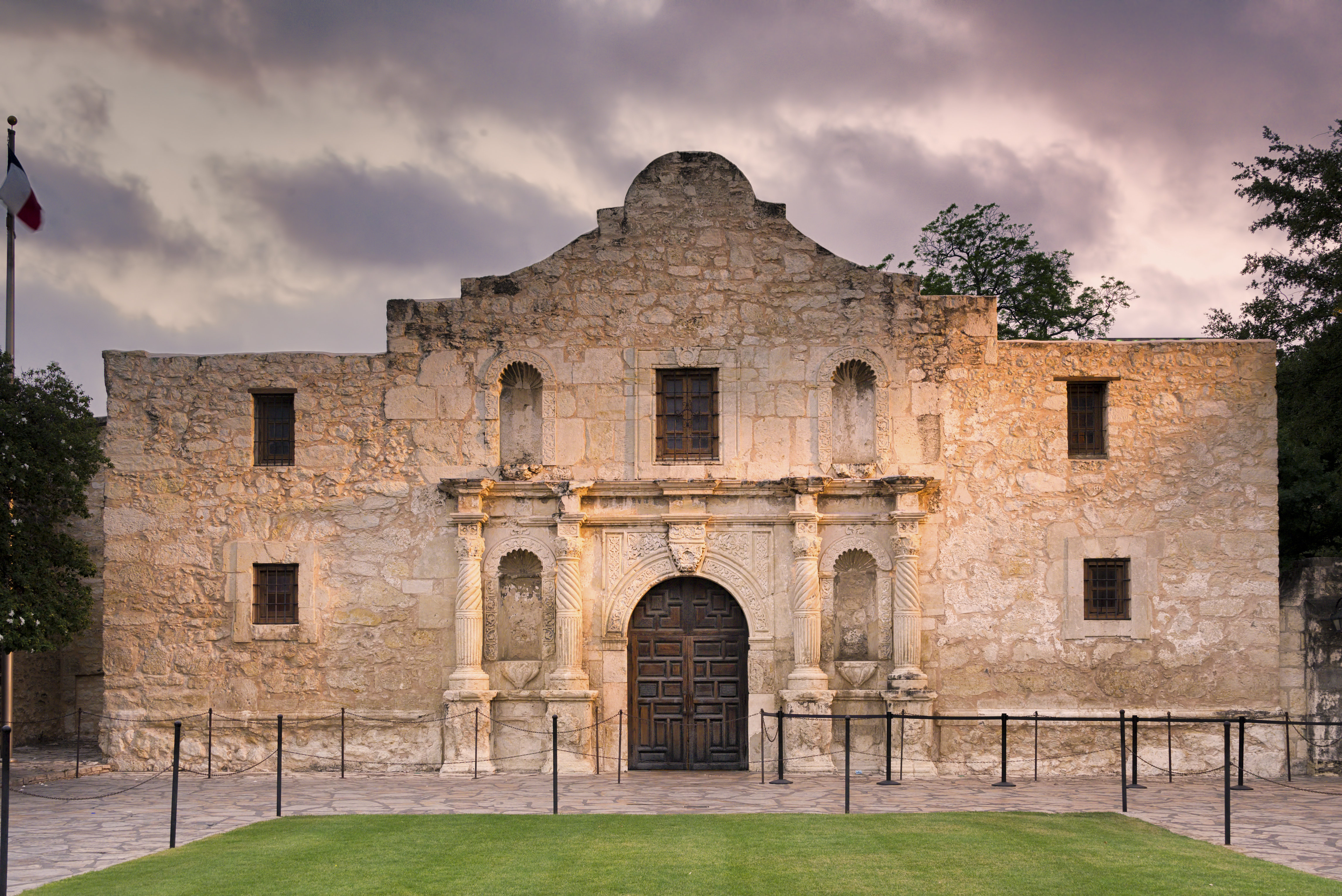 Staybridge Suites San Antonio Downtown Conv Ctr, an IHG Hotel 7/37