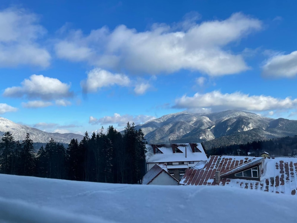 Atrium Panoramic Hotel & Spa 45/50