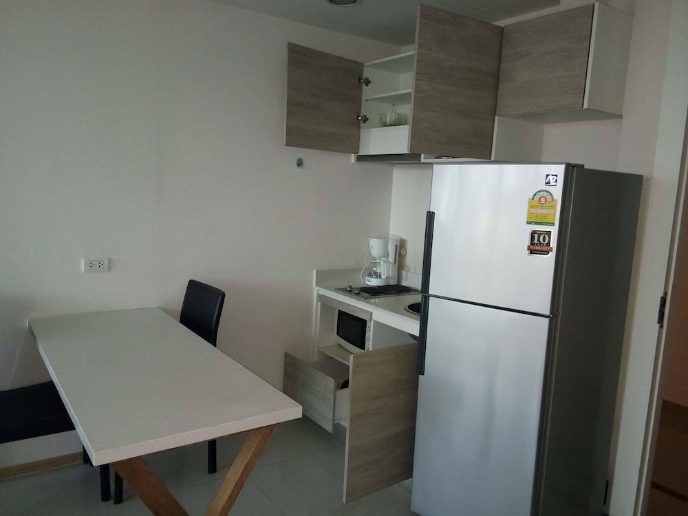 Acqua Condominium 39/50