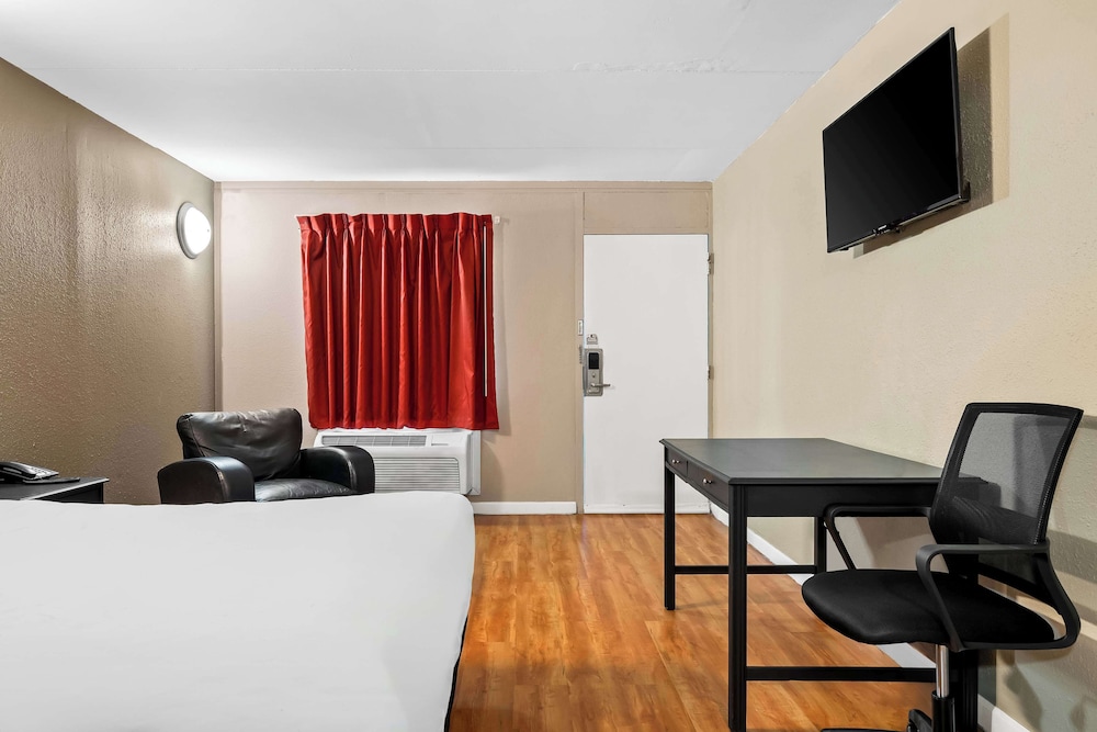 Americas Best Value Inn Danville, IL 19/50