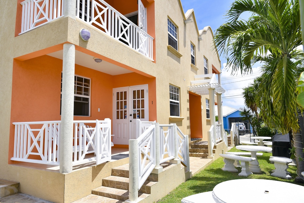 Best E Villas Providence 3/39