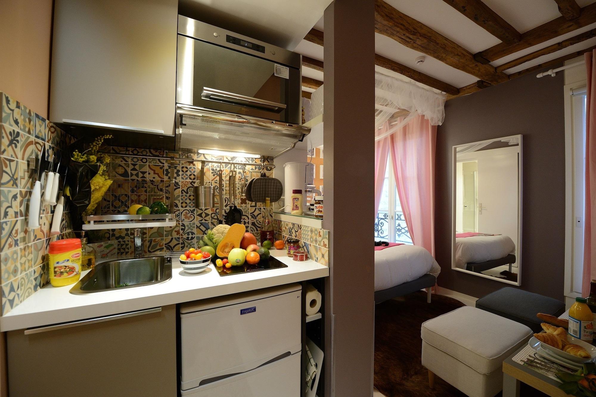 So Sweet, Studio، Les Patios Du Marais 6/8