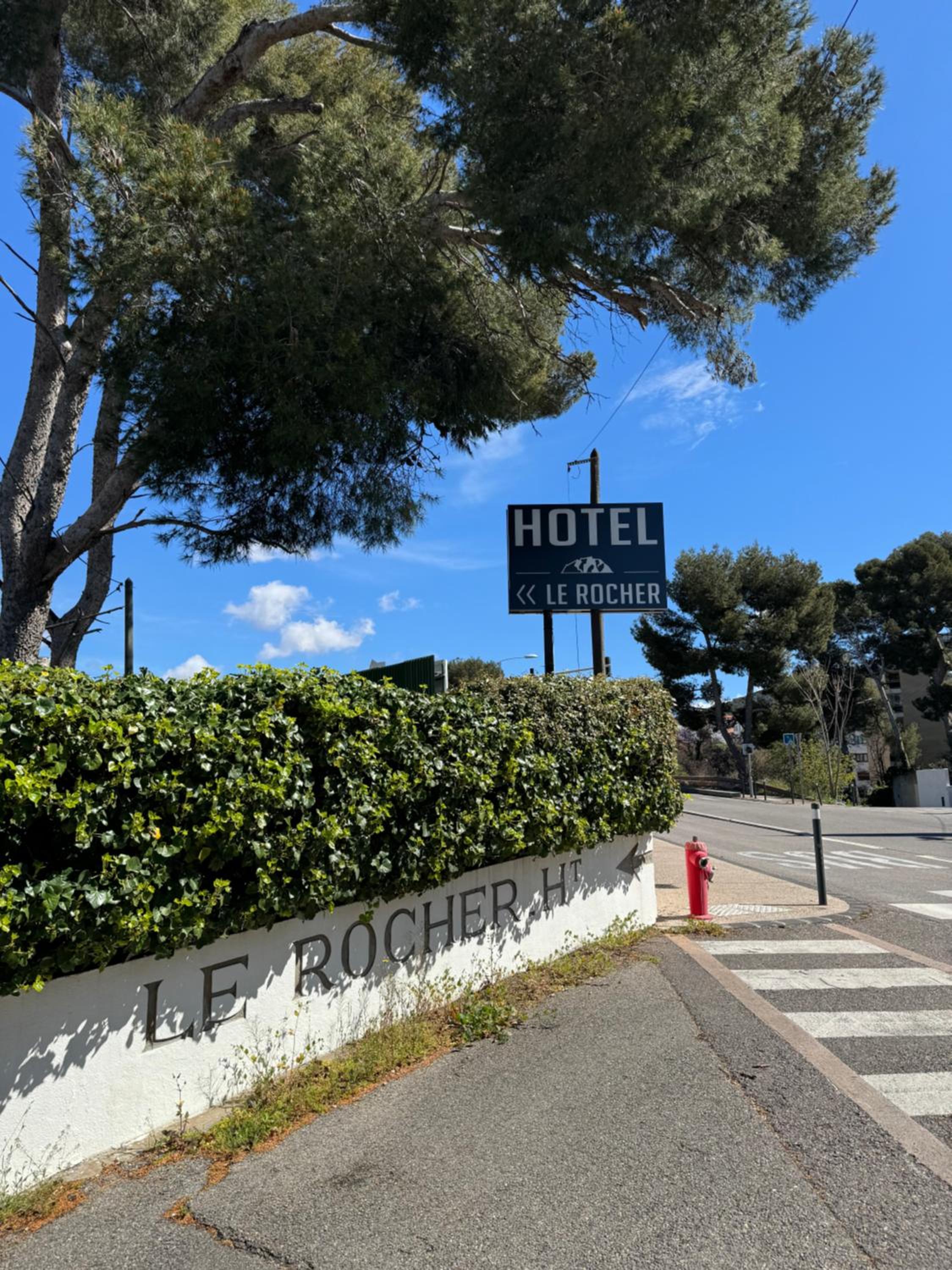 Hotel Le Rocher 30/44