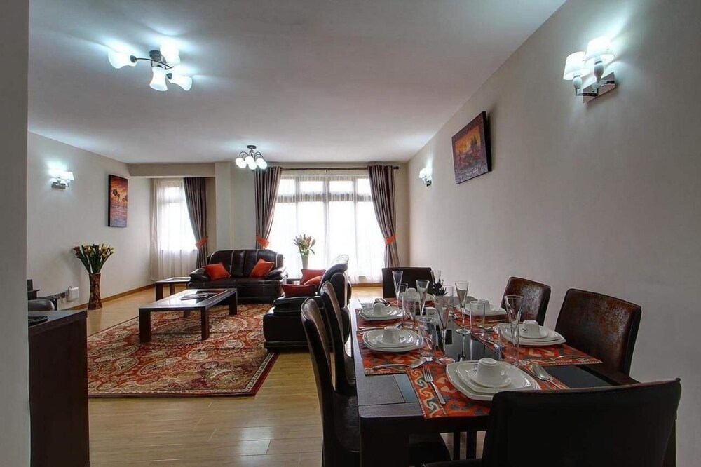 Fenesi Gardens Apartments 24/41