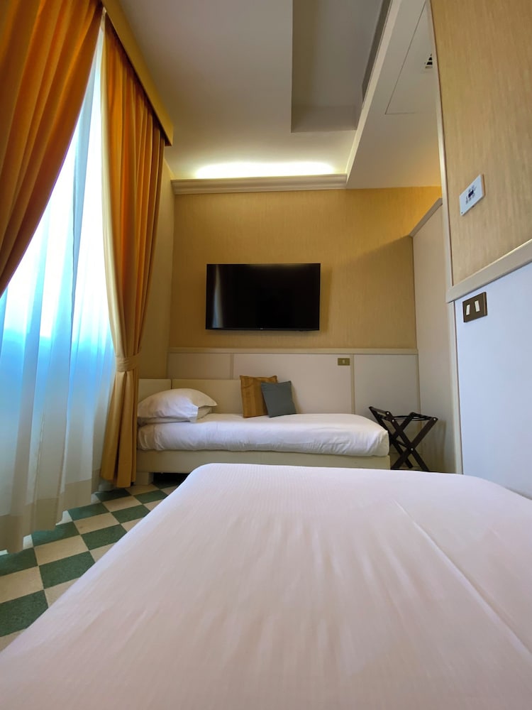غرفة اقتصادية بسريرين منفصلين، Basilica Hotel 2/10