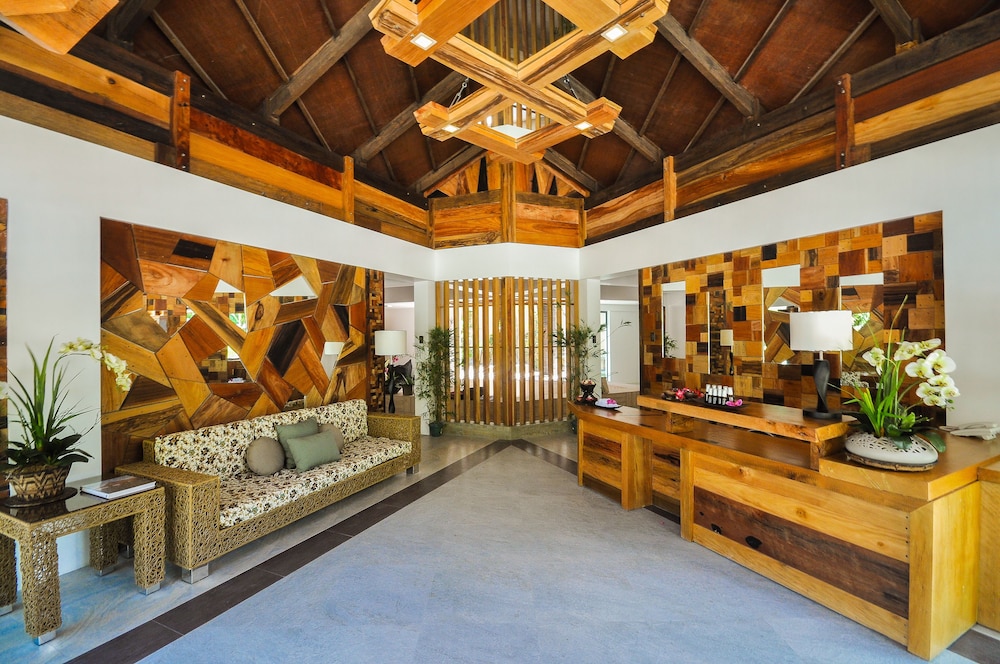 Infinity Resort and Spa 12/80