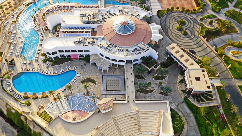 Reef Oasis Blue Bay Resort and Spa in SHARM EL SHEIKH