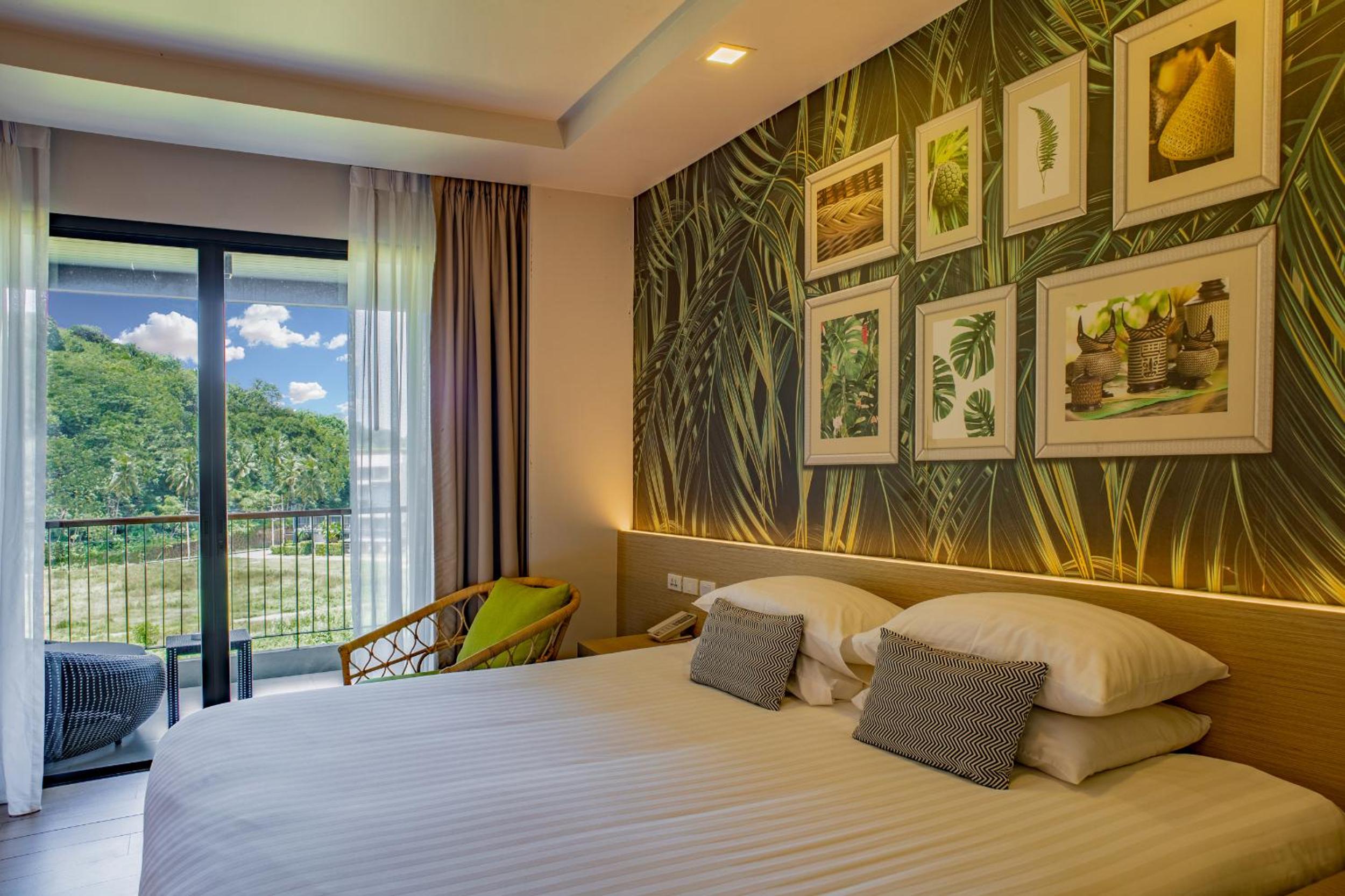 Deluxe, Single Bed, Cliff View