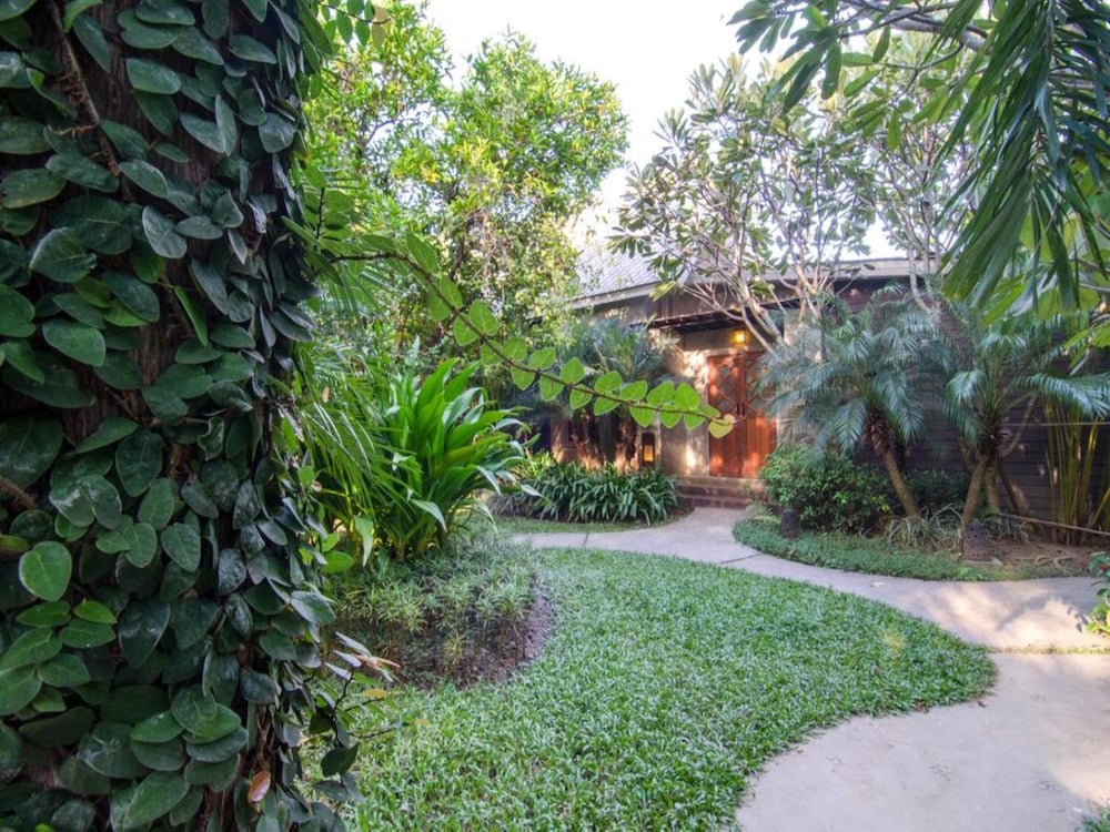 Baan Suan Residence 75/79