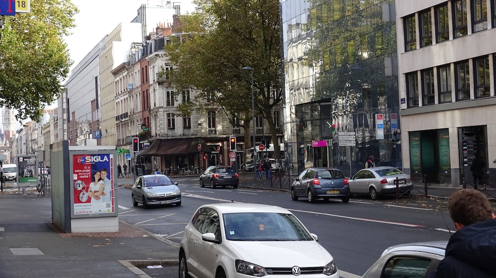 Nationale Apparthotel 62/71