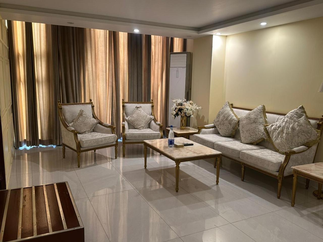 City Oasis Hotel 39/62