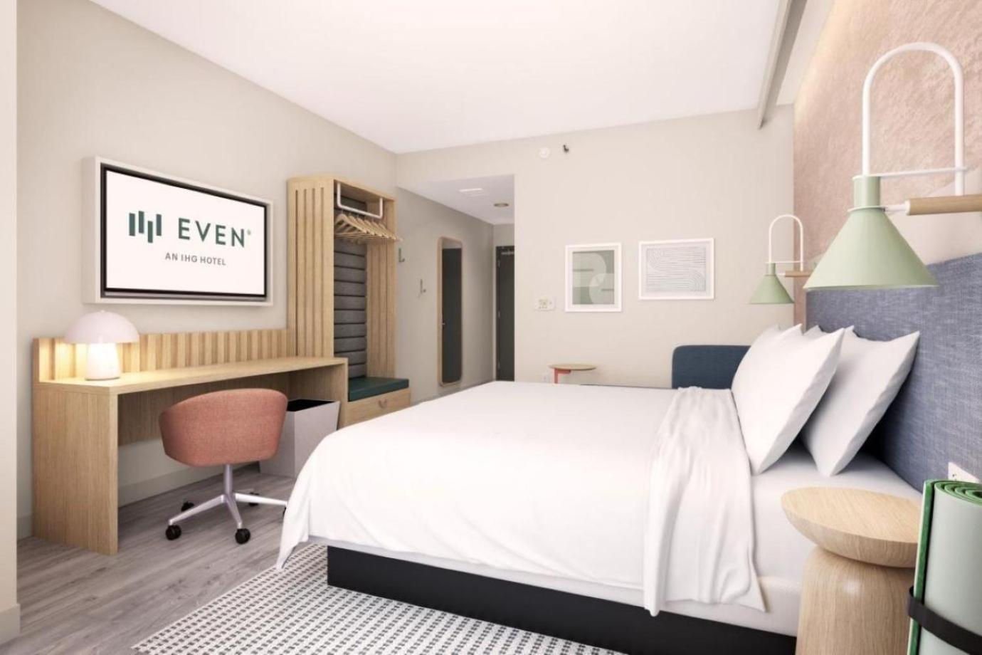 Standard, King Bed, Fitness Zone, Accessible