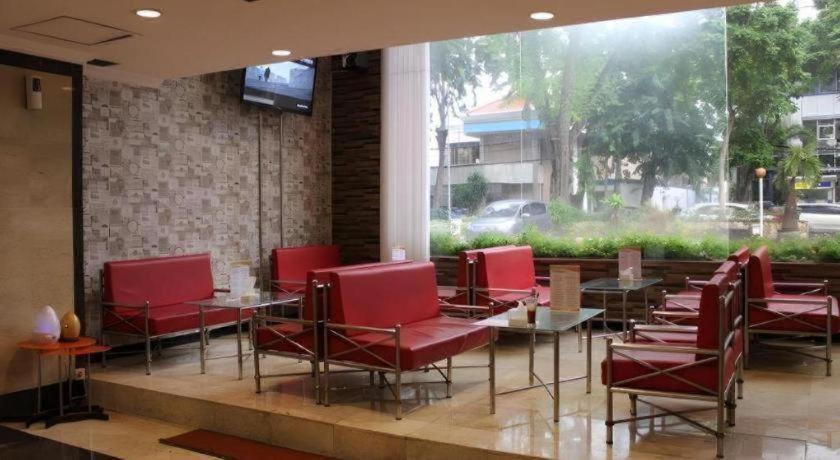 Grand Surabaya 28/33