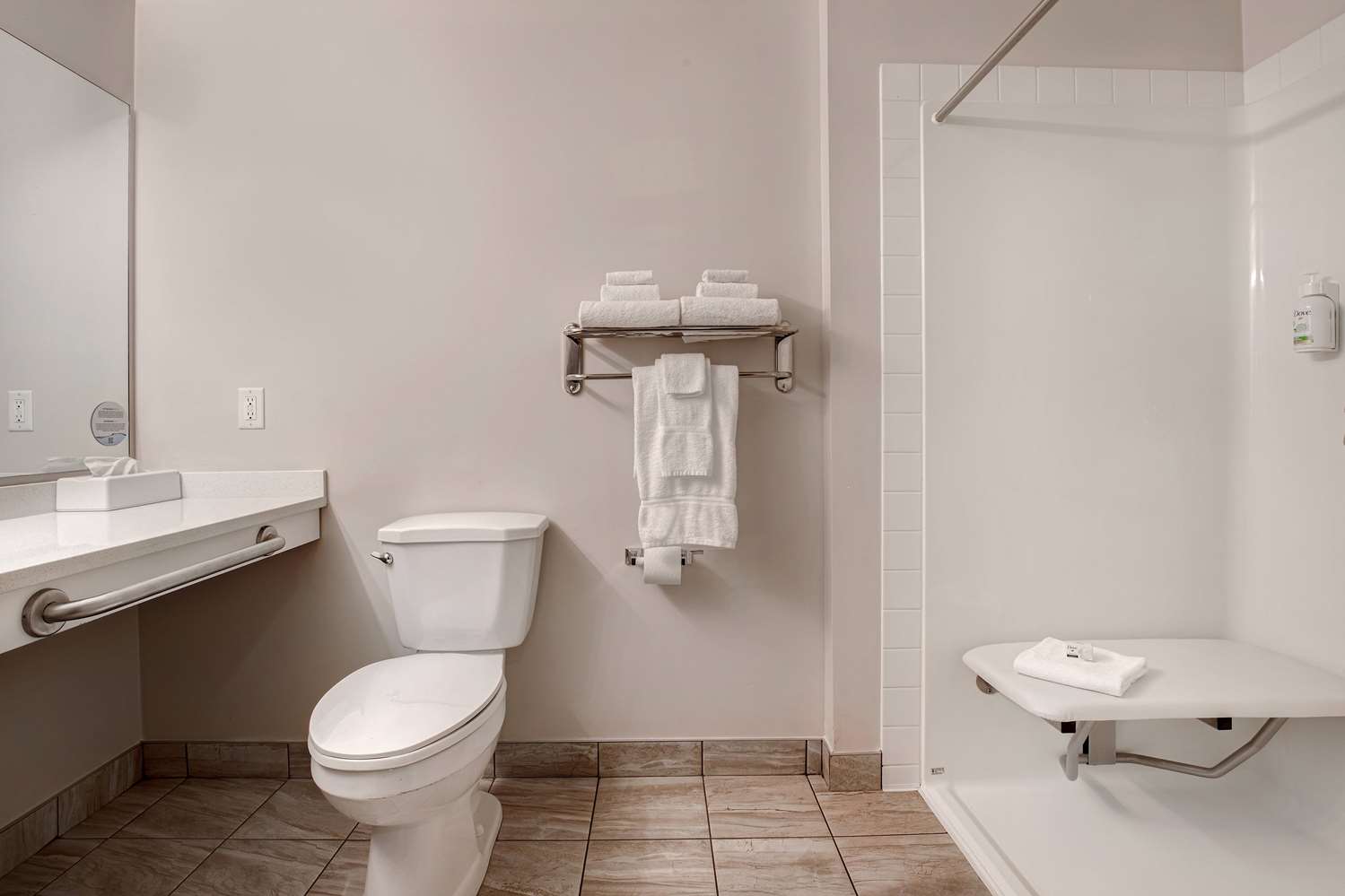 Days Inn by Wyndham Victoria Airport Sidney 29/34