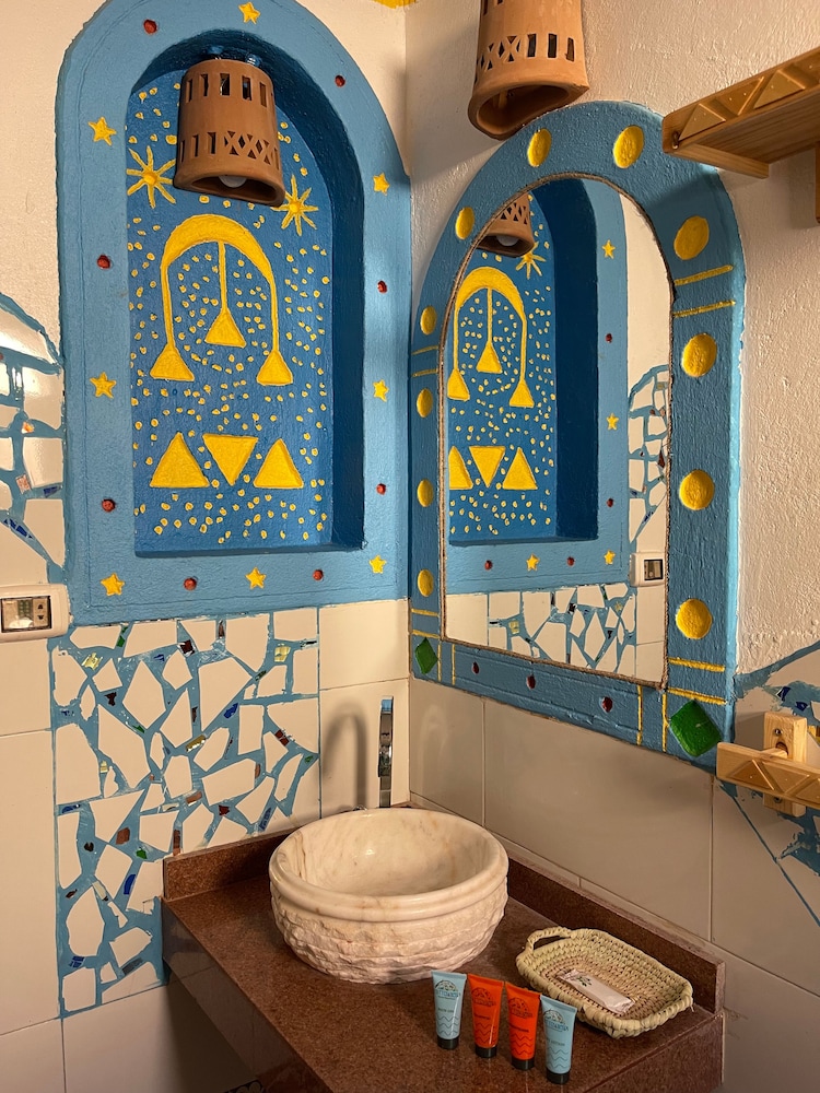 Kato Dool Nubian House 39/60