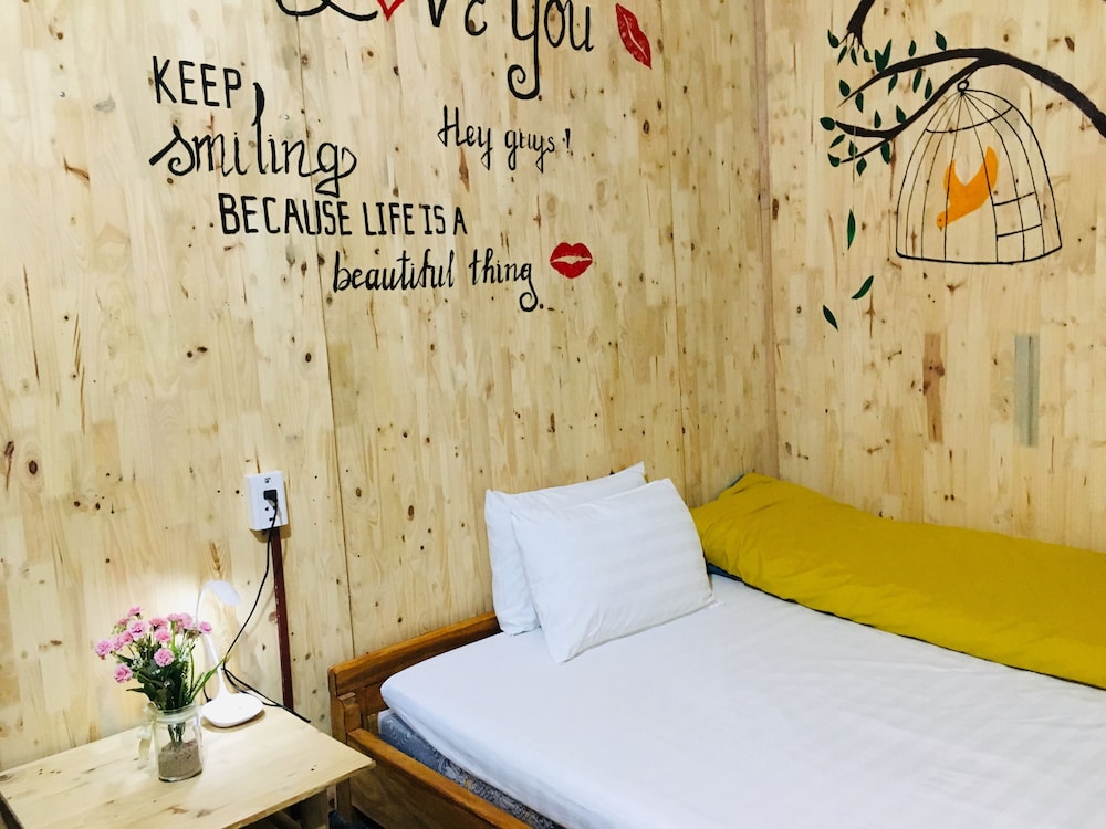 Green Hill Hostel & Homestay 13/30