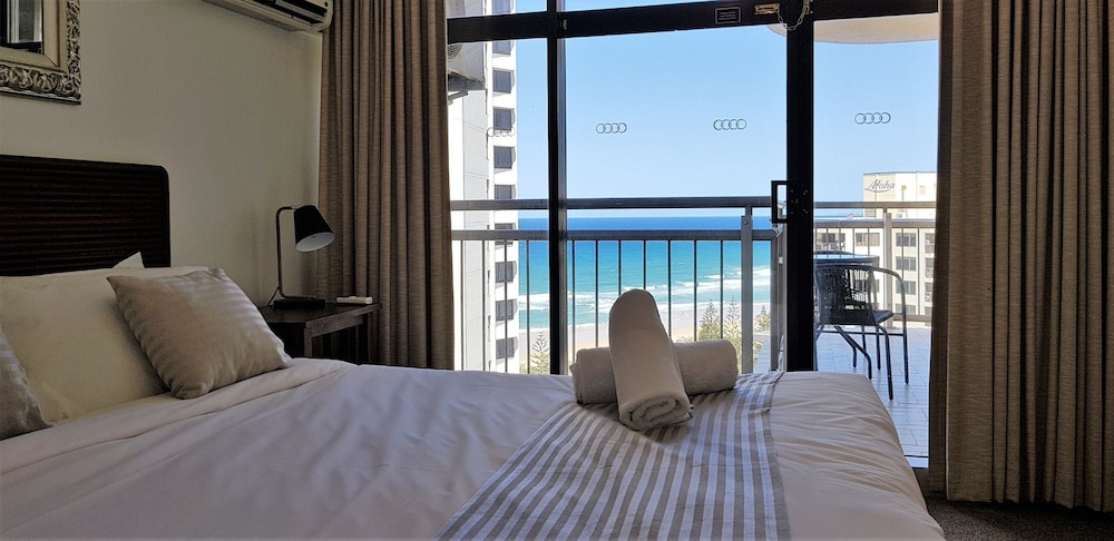 1 BEDROOM, OCEAN VIEW