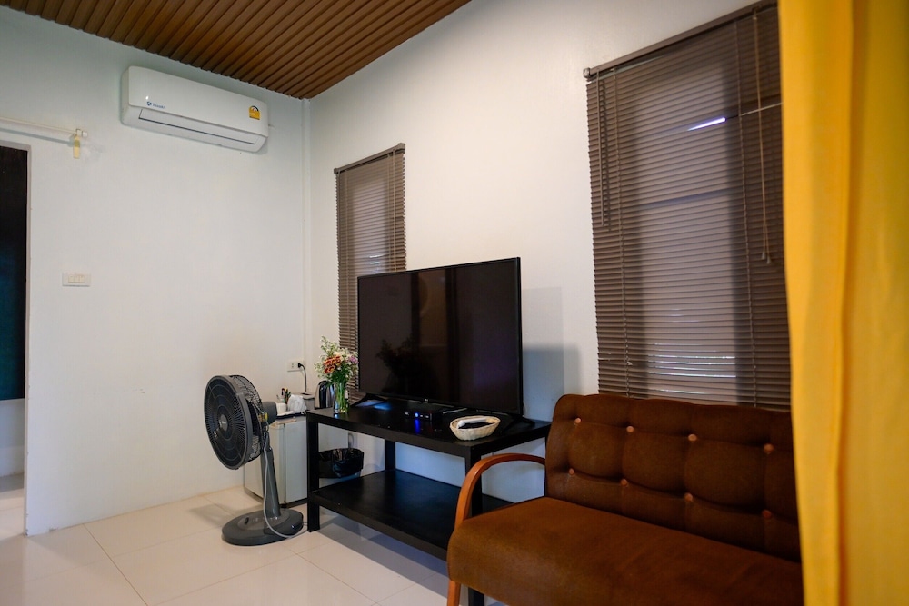 Saphli Villa Beach Resort 56/77