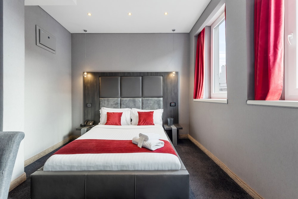 غرفة قياسية مزدوجة، The Bryson Hotel 8/10