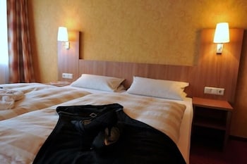 Hotel Central 10/53