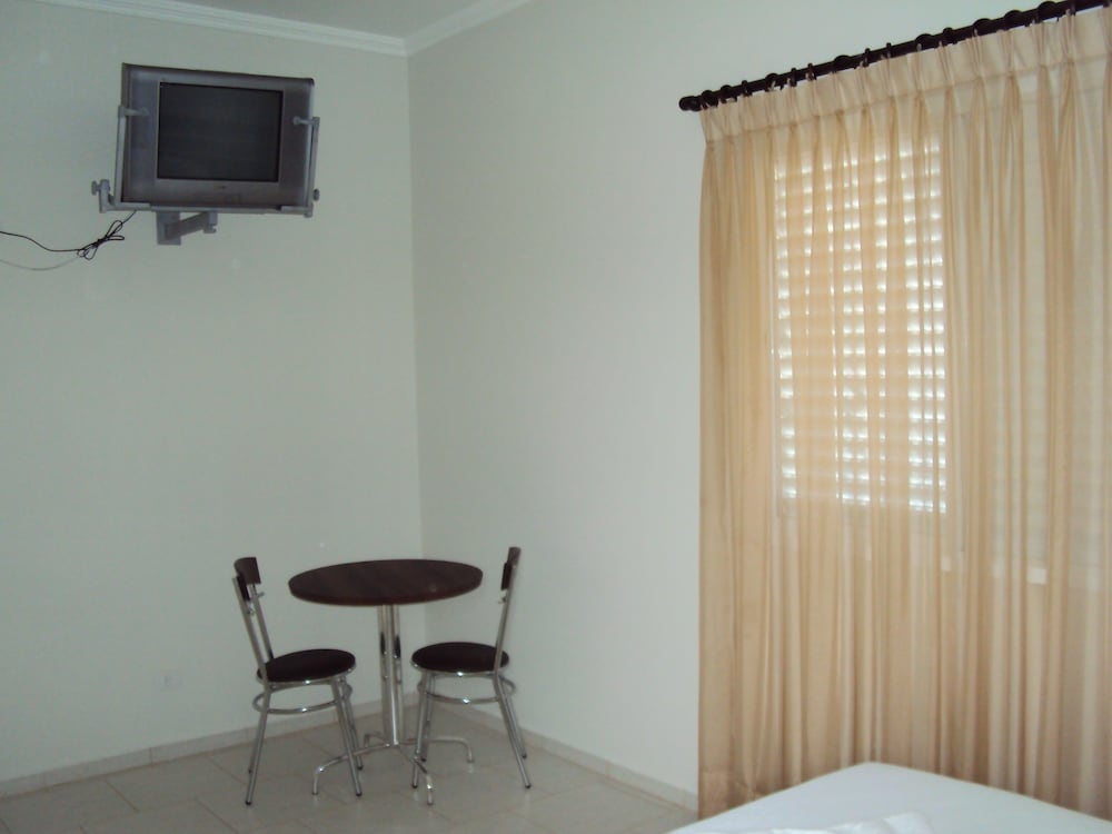 LAF Hotel 24/29