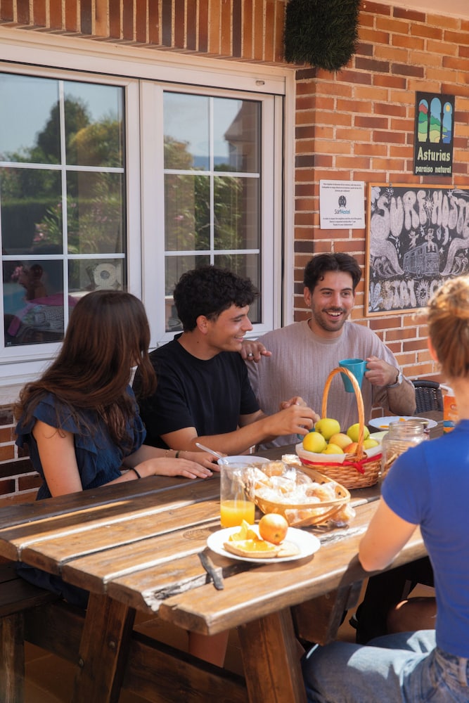 Gijon Surf Hostel 30/47