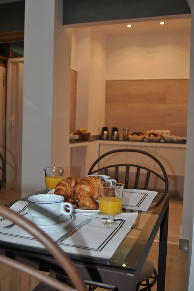 Hostal San Lorenzo 37/50