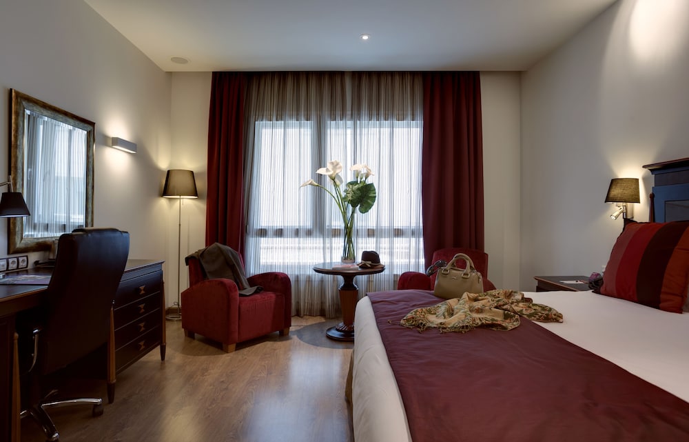 Crowne Plaza Madrid Airport Hotel 42/76