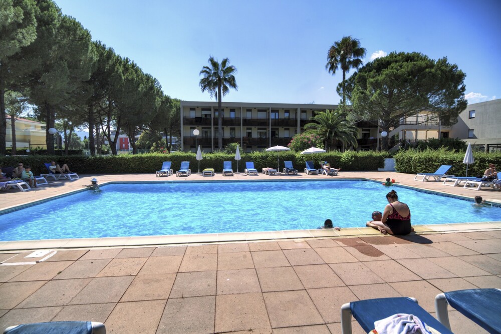 PIERRE & VACANCES RESIDENCE LES JARDINS OMBRAGES(FORMERLY RESIDENCE LES JARDINS OMBRAGES) 16/17