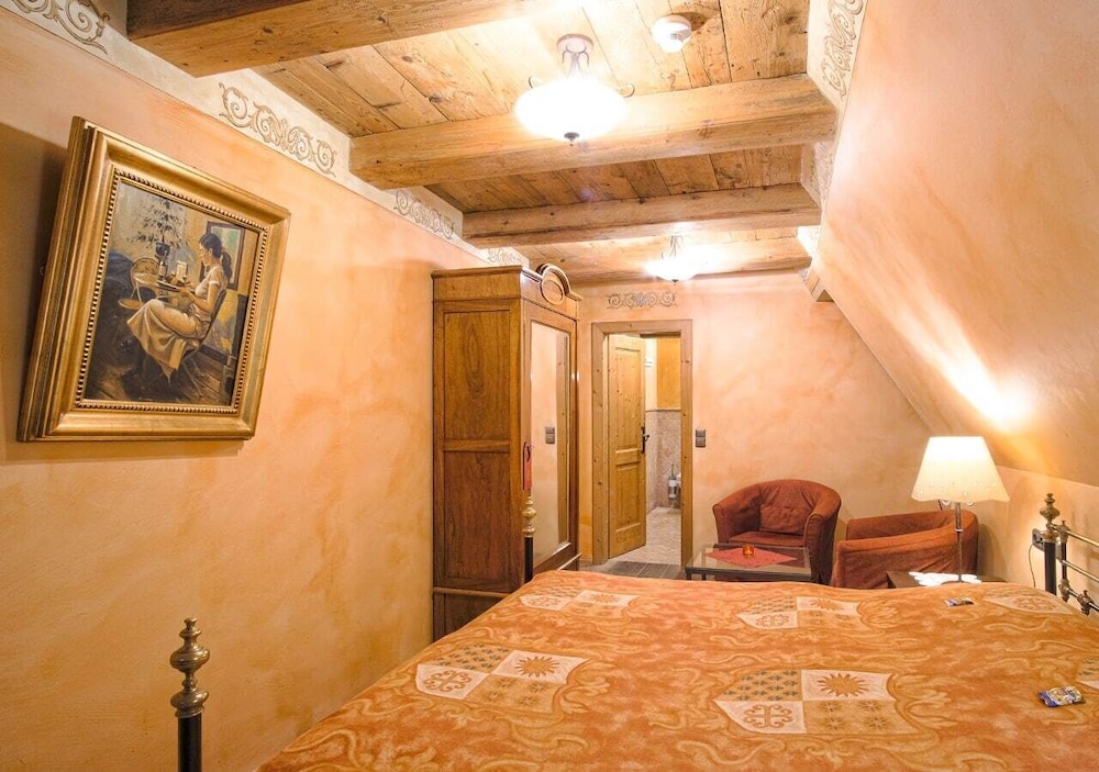 Historik Gotisches Haus Garni 32/71