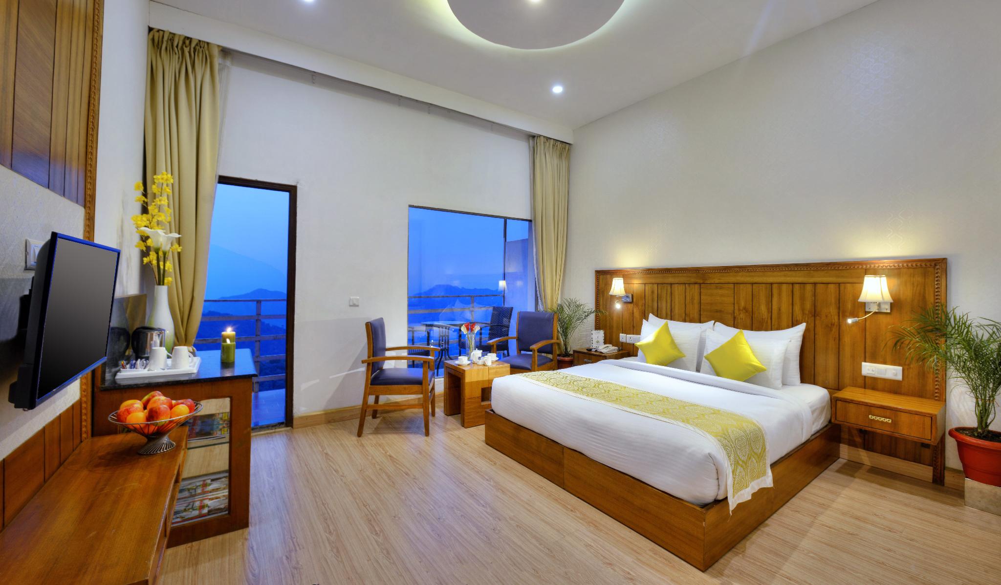 Room, Valley View