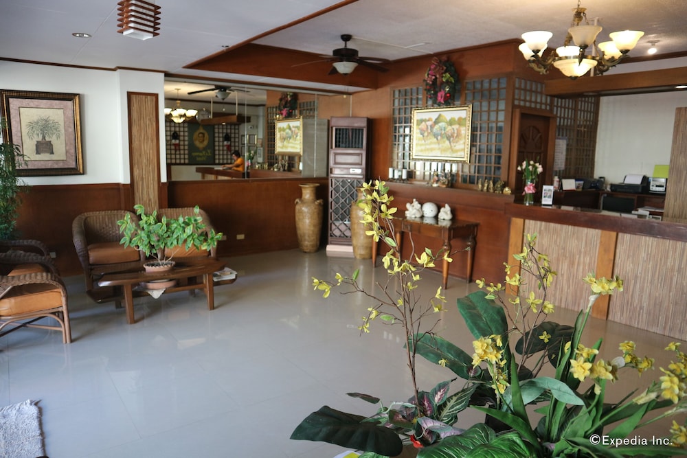 La Esperanza Hotel 37/41