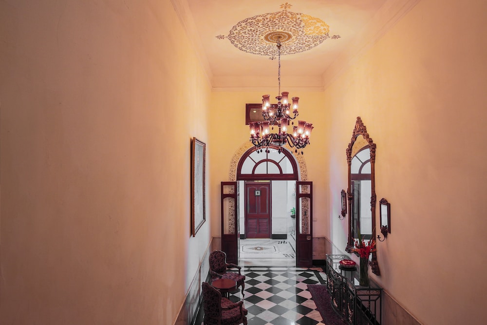 Lalit Laxmi Vilas Palace 20/50
