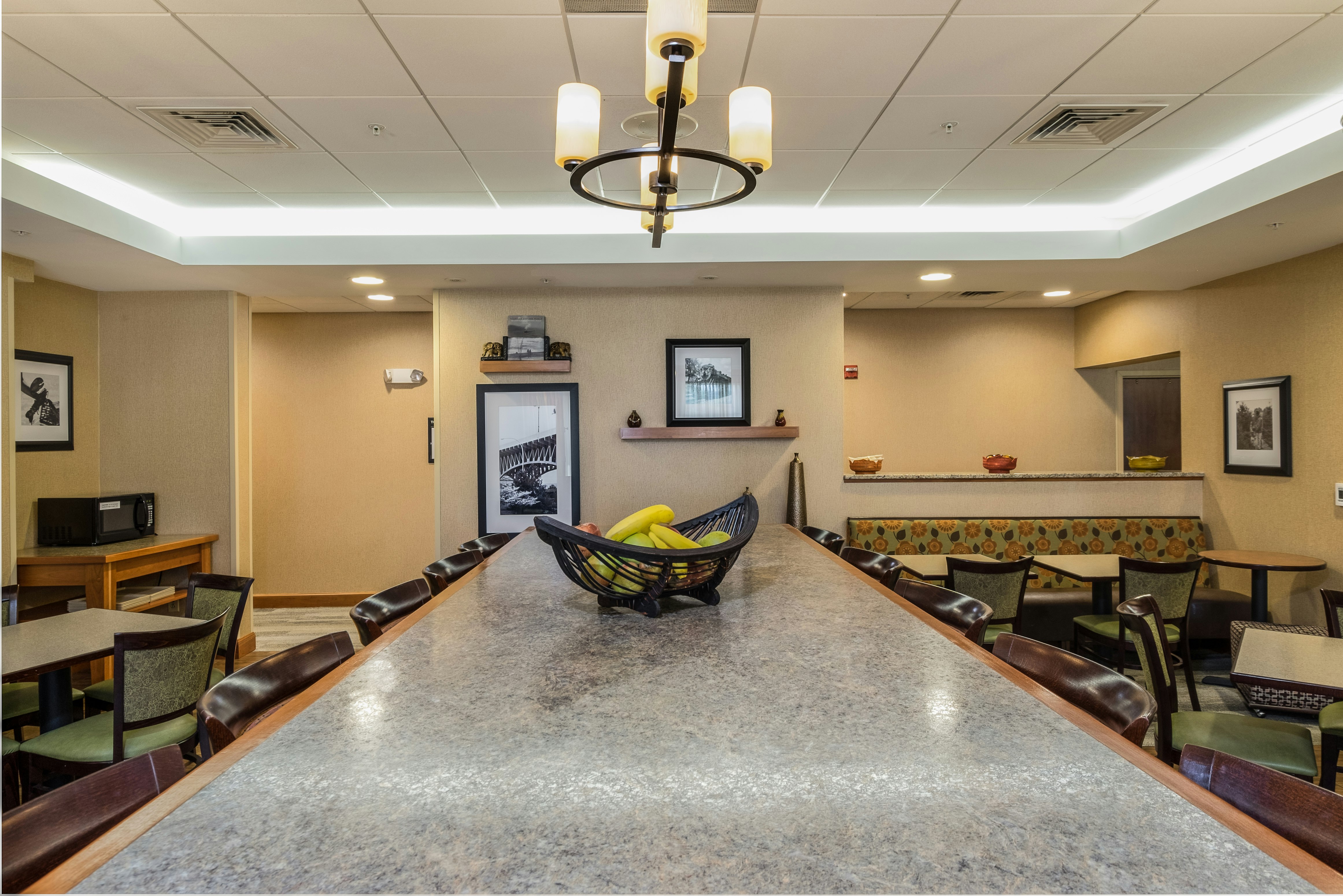 Hampton Inn Waterville 43/55