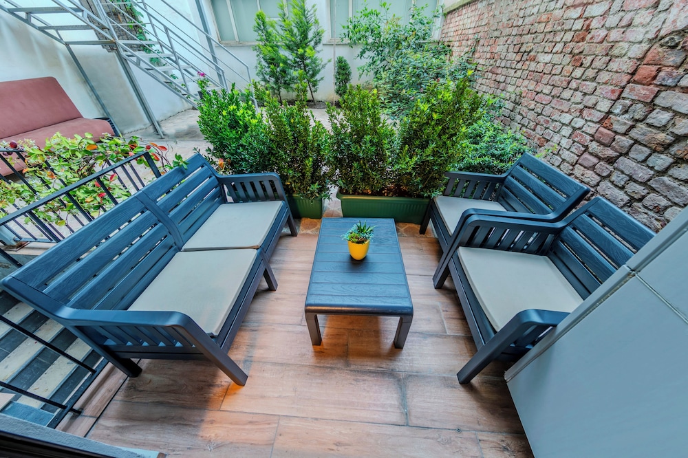 Royal Taksim Suites 30/50