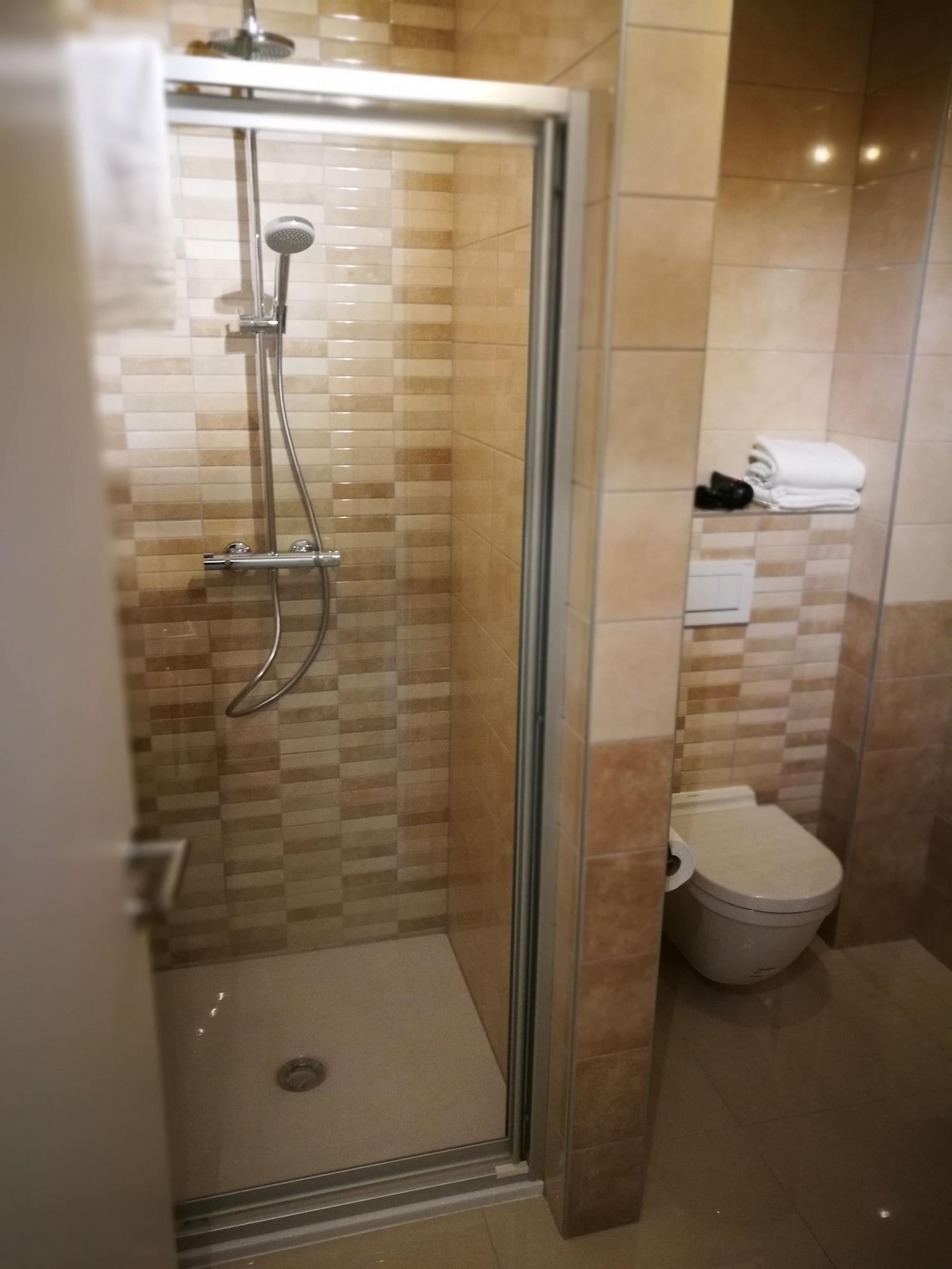 Mandarina Hotel 48/50