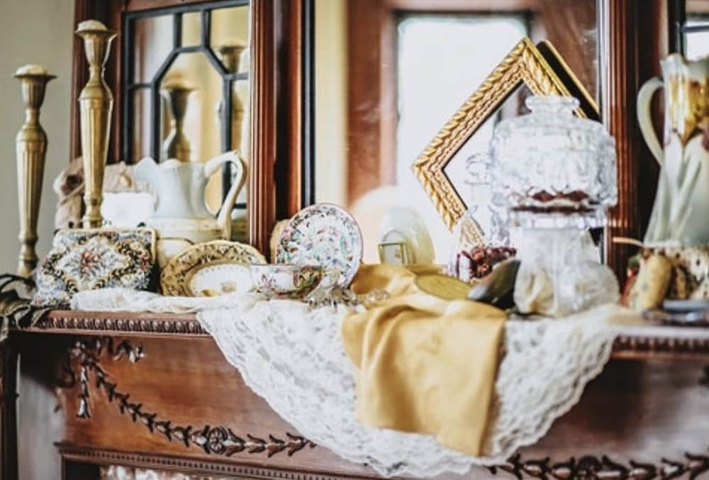 Mathis House, A Victorian Bed & Breakfast and Tea Room at 600 Main 20/50
